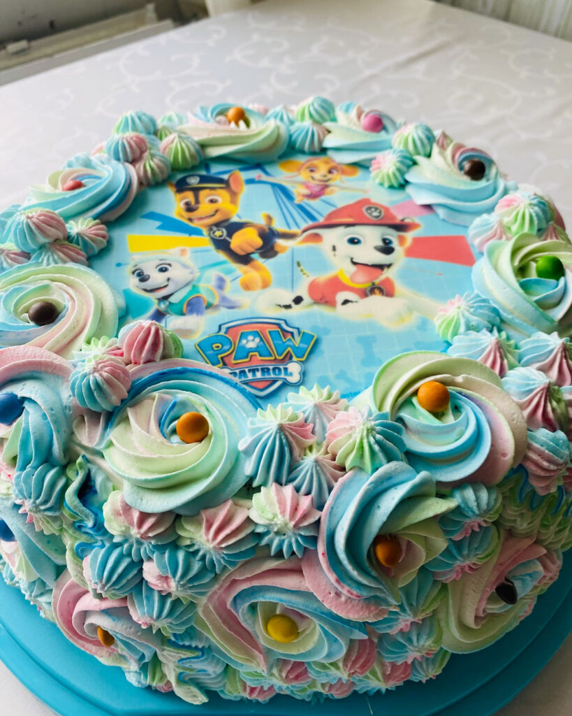 Varkauden Wanhalla Asemalla Pawpatrol kakku Juhlapalvelu sivustolla